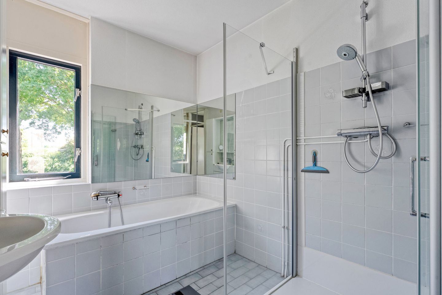 Photo 20 of Aureliavlinder 16