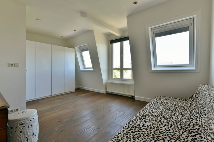 Foto 16 van Haarlemmerweg 161-3