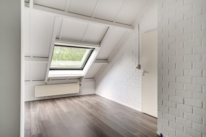 Foto 37 van de Meidoorn 23