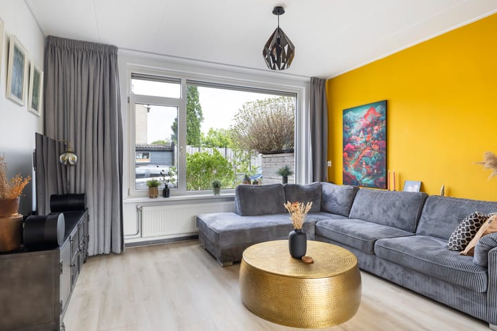 Foto 5 van Lautastins 8