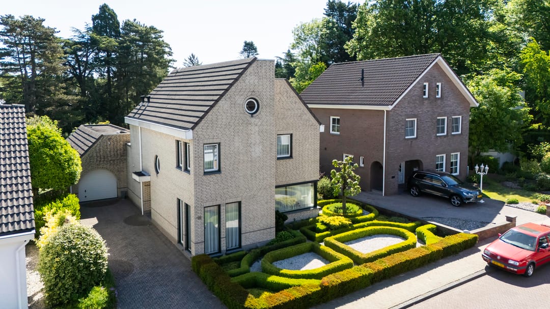 Photo 1 of Dr.Nolensstraat 18