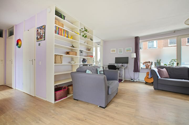 Foto 11 van Douwes Dekkerstraat 17