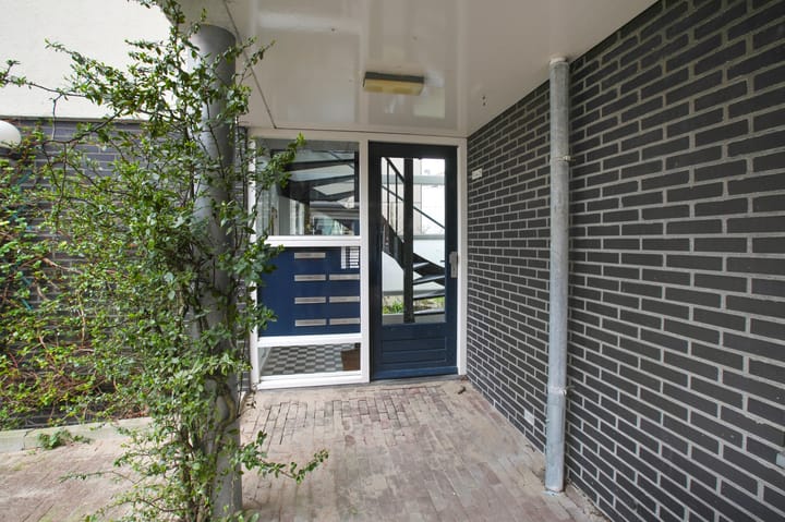 Foto 30 van Douwes Dekkerstraat 17