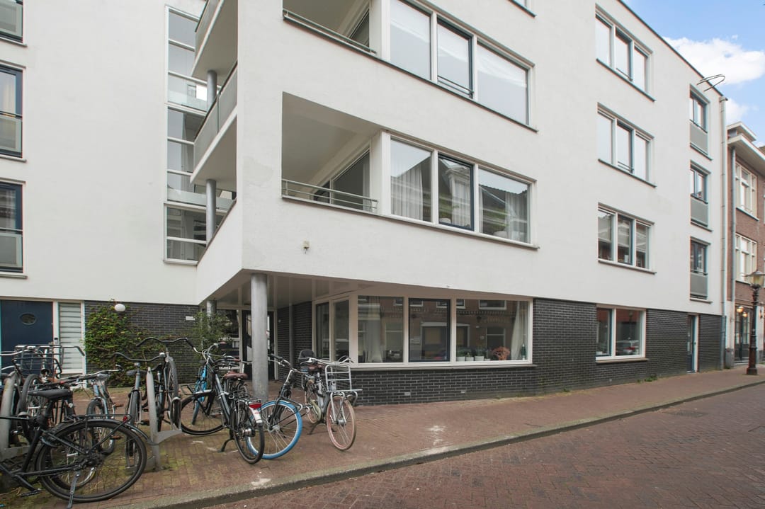 Foto 32 van Douwes Dekkerstraat 17