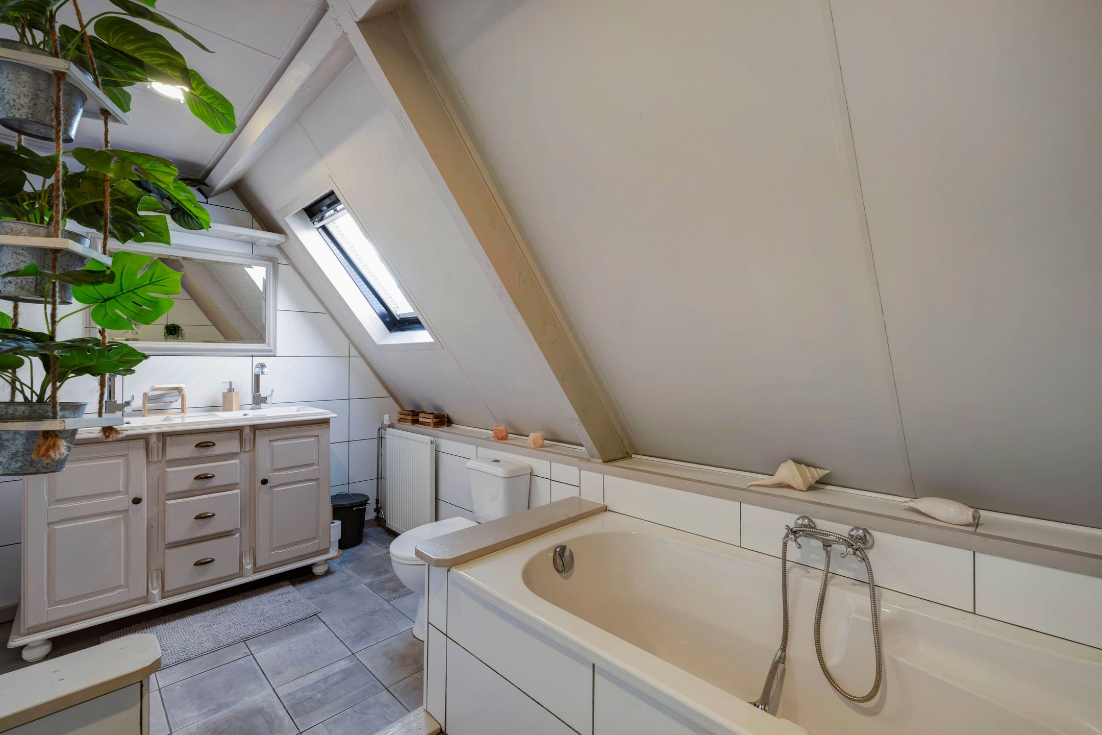 Photo 54 of Henric de Cranestraat 103