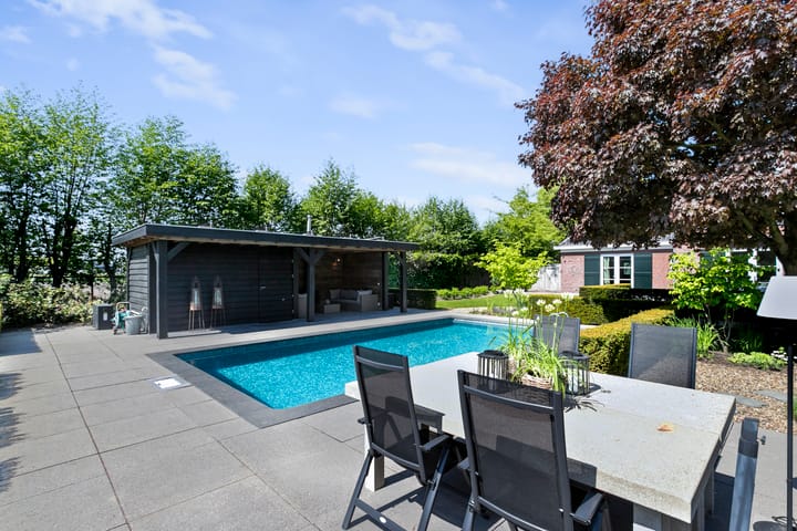 Foto 45 van Bredaseweg 204