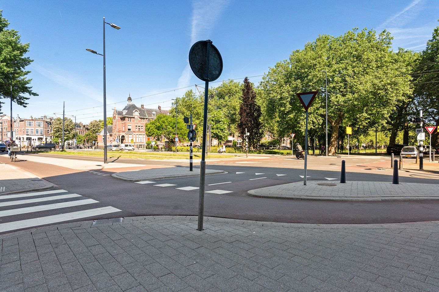 Photo 49 of Heemraadssingel 128-B