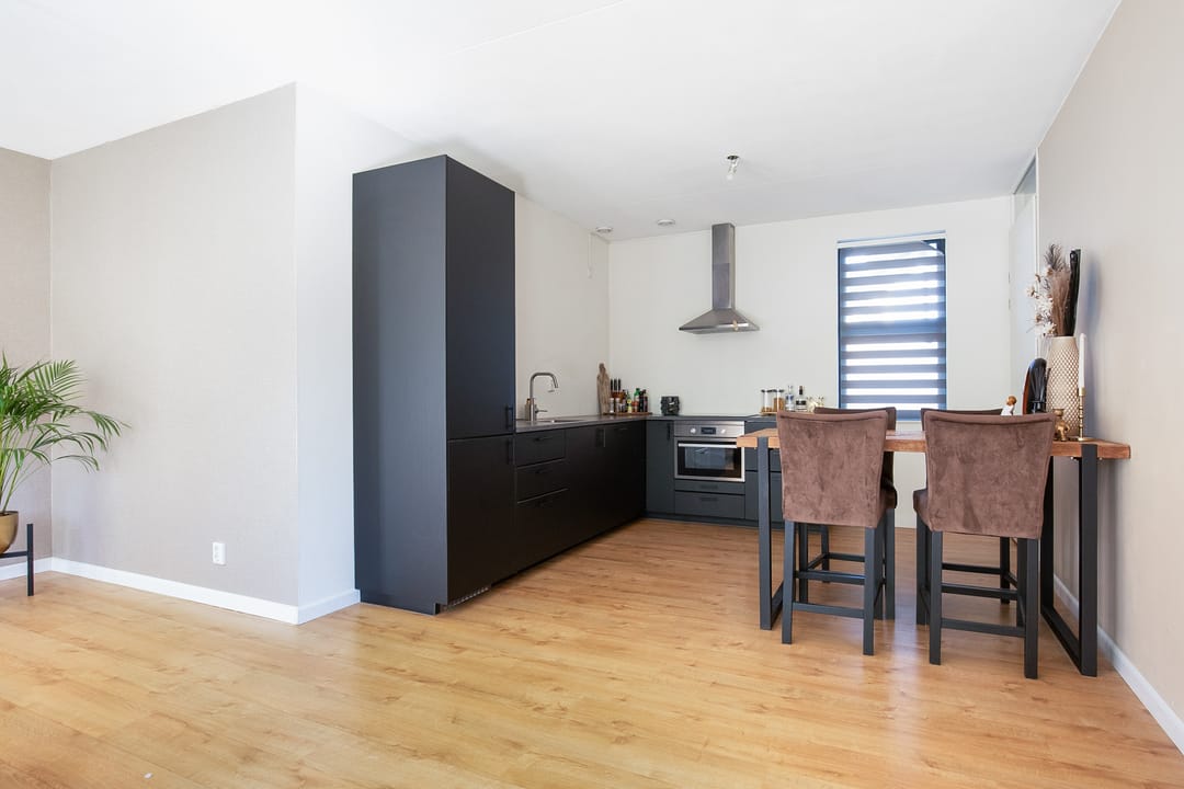 Photo 2 of Kometenstraat 40