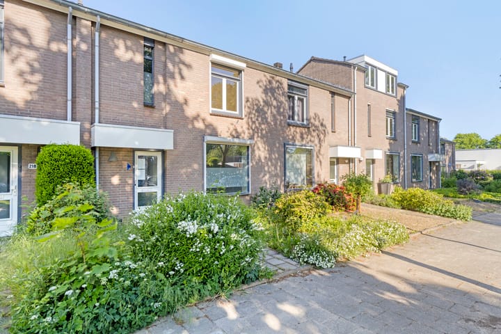 Foto 2 van Van Weerden Poelmanstraat 216