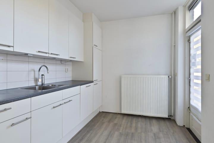 Foto 13 van Van Weerden Poelmanstraat 216