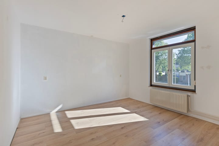 Foto 16 van Van Weerden Poelmanstraat 216