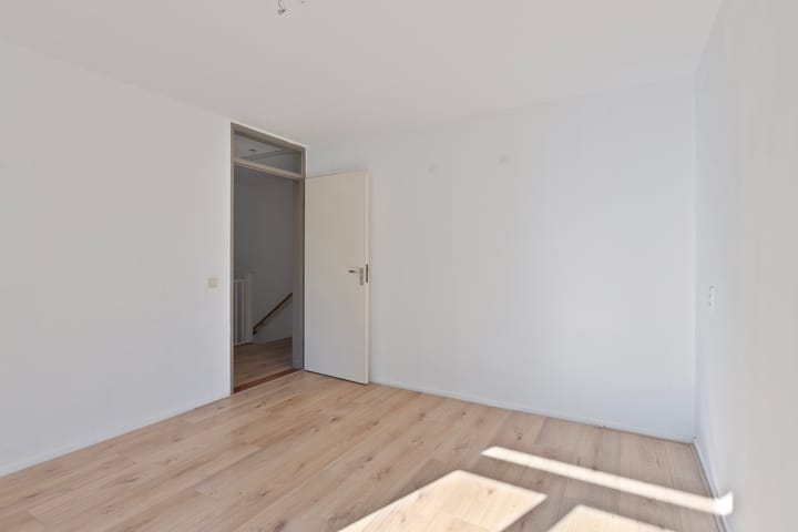 Foto 17 van Van Weerden Poelmanstraat 216