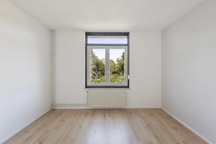 Foto 21 van Van Weerden Poelmanstraat 216