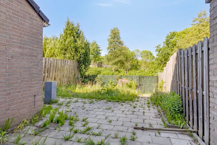 Foto 23 van Van Weerden Poelmanstraat 216