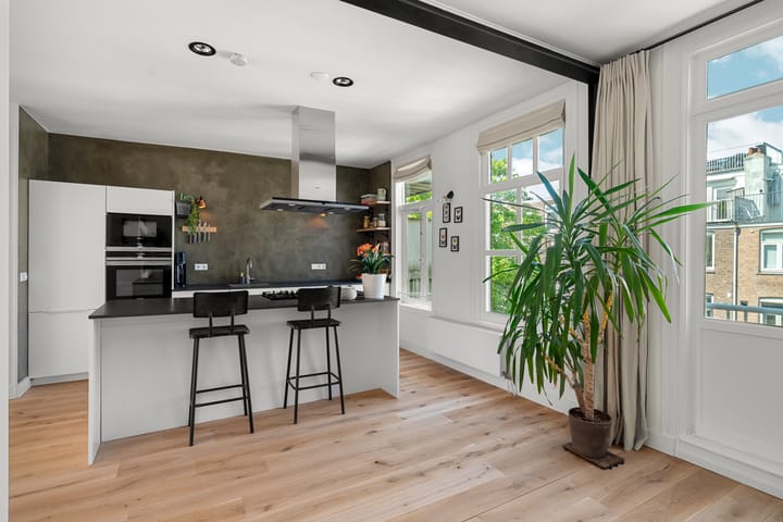 Foto 3 van Tolstraat 87-3