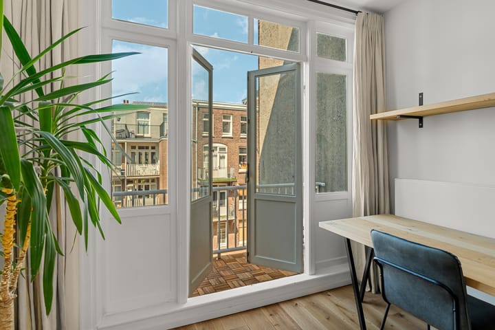 Foto 15 van Tolstraat 87-3