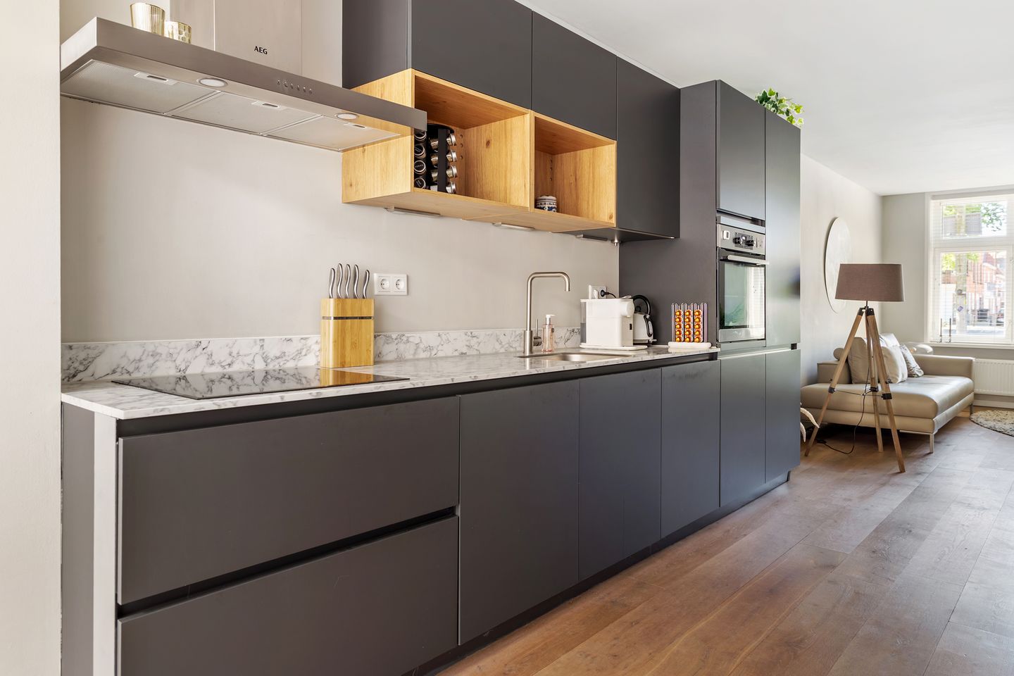 Photo 14 of Burgemeester van Tuyllkade 53