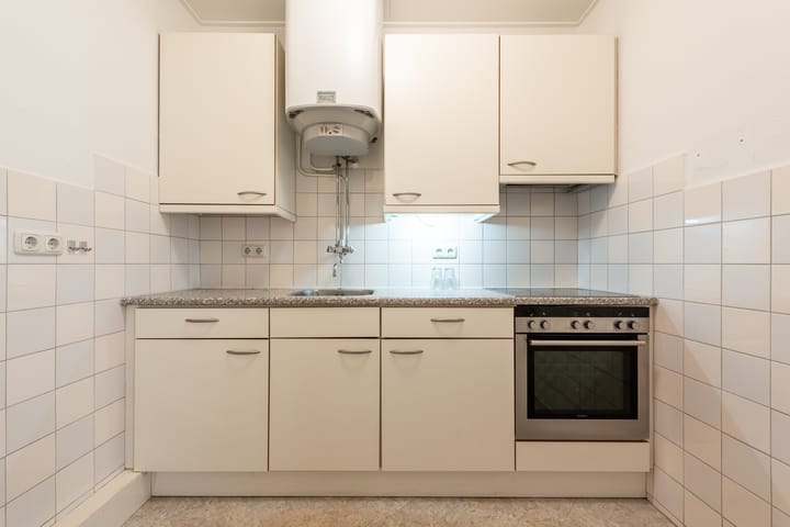 Photo 6 of Loolaan 41-1