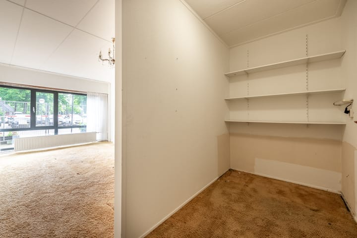 Photo 11 of Loolaan 41-1