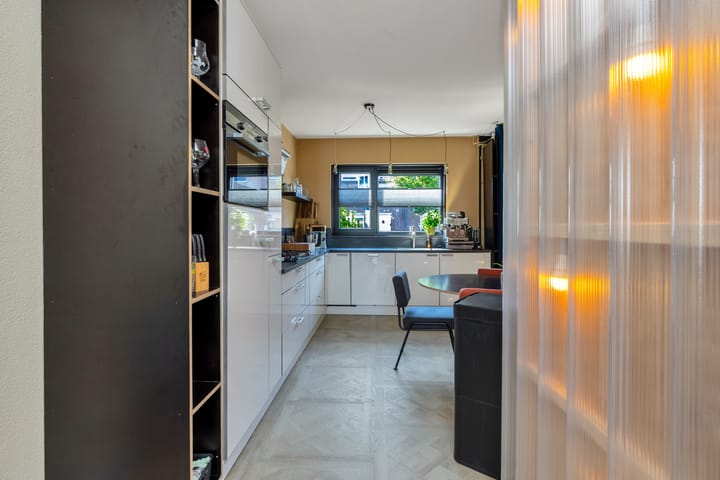 Photo 18 of Thomsonstraat 51