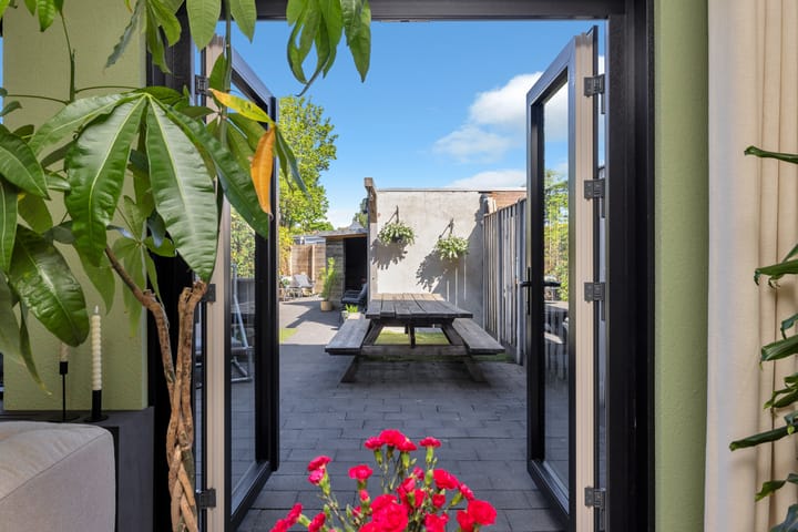 Photo 37 of Thomsonstraat 51