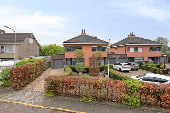 Foto 2 van Ridder van Dorpstraat 16-F