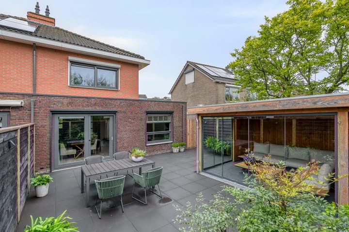 Foto 25 van Ridder van Dorpstraat 16-F