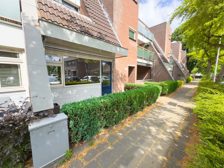 Foto 8 van Caspar Damstraat 27