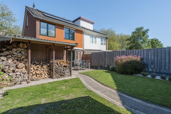 Photo 36 of Uitlaat 3