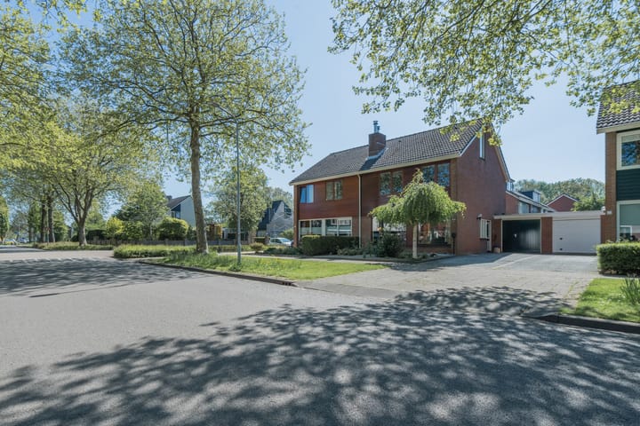 Photo 37 of Uitlaat 3