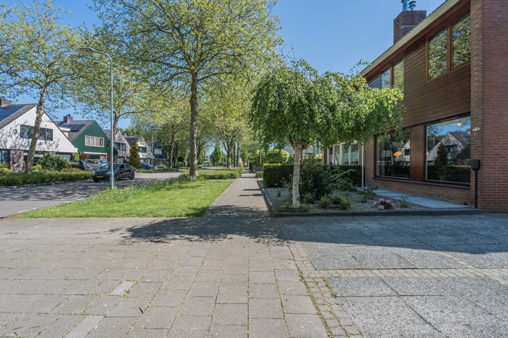 Photo 38 of Uitlaat 3