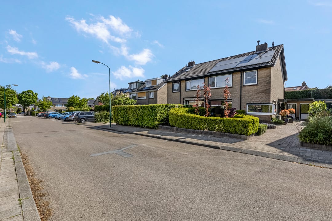 Foto 37 van Petuniastraat 6