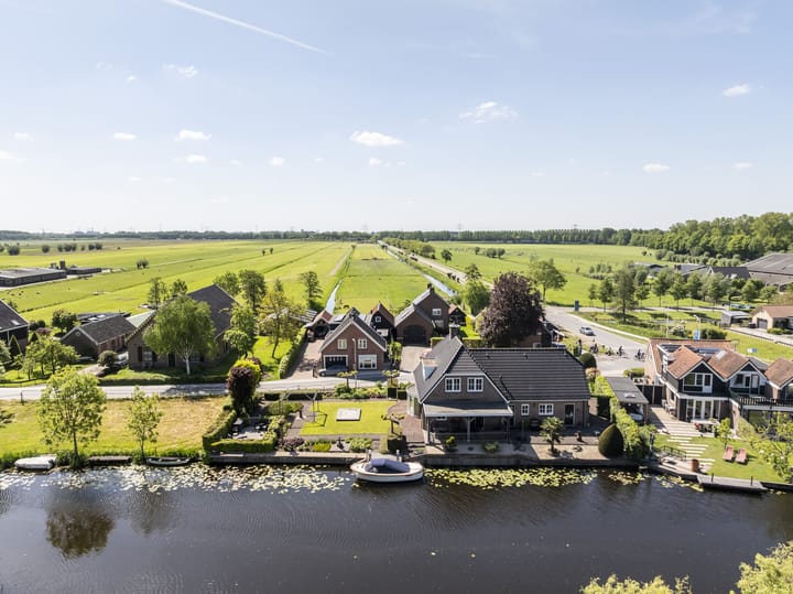 Photo 4 of Westeinde 25