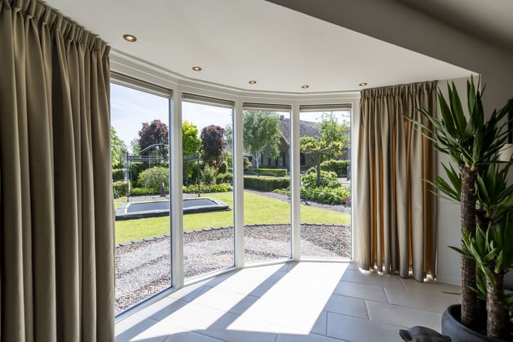 Photo 21 of Westeinde 25