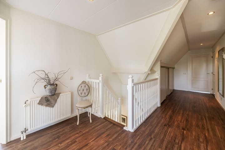 Photo 33 of Westeinde 25