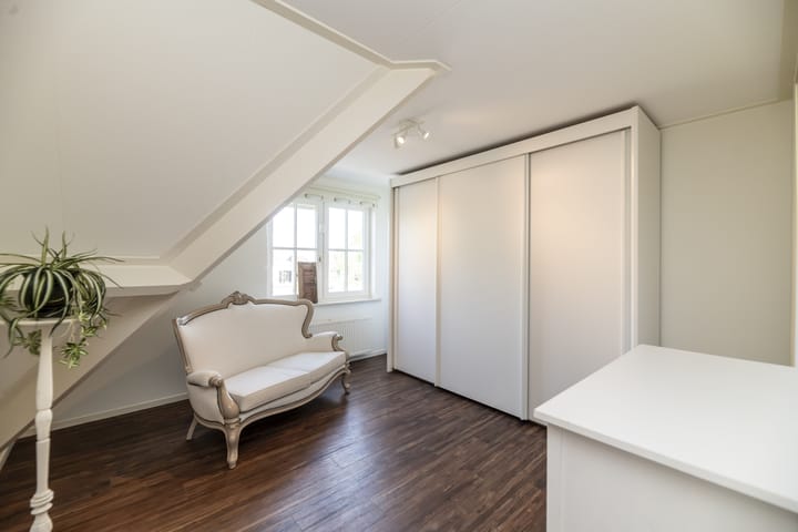 Photo 41 of Westeinde 25