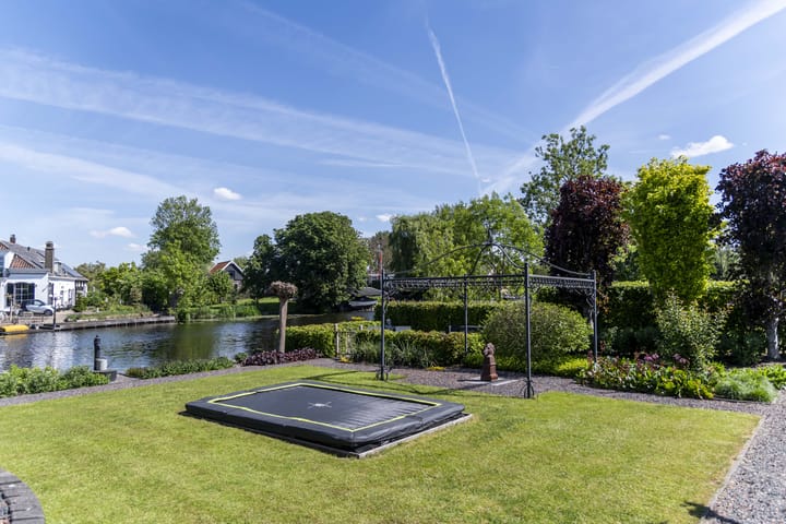 Photo 57 of Westeinde 25