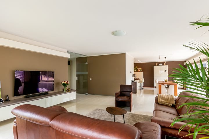 Foto 11 van Carel Willinklaan 62