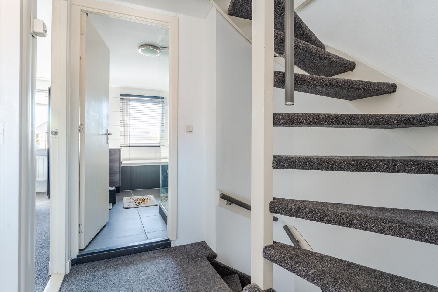 Foto 25 van de la Reijstraat 6