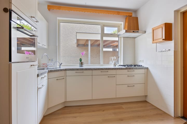 Foto 14 van Pinksterbloemstraat 7