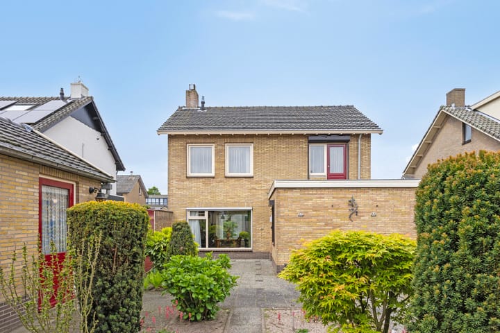 Foto 30 van Pinksterbloemstraat 7