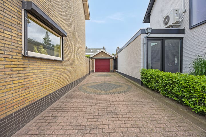 Foto 35 van Pinksterbloemstraat 7