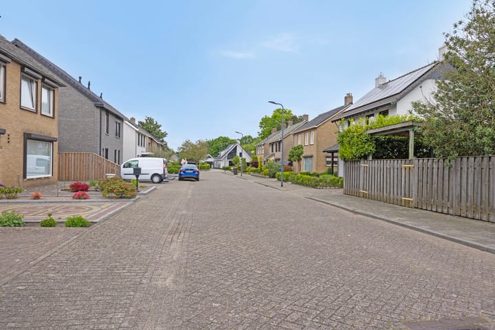 Foto 39 van Pinksterbloemstraat 7