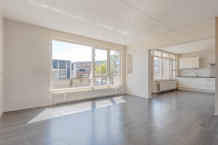 Foto 2 van Ambachtsplein 49