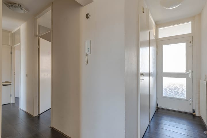 Foto 8 van Ambachtsplein 49