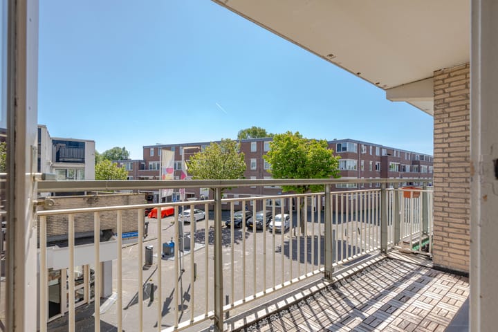 Foto 20 van Ambachtsplein 49