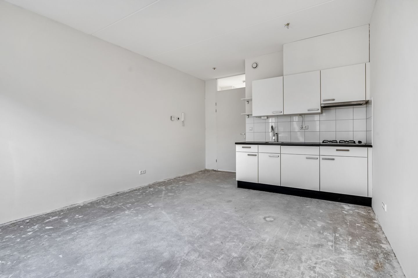 Photo 4 of Grotestraat 82-C