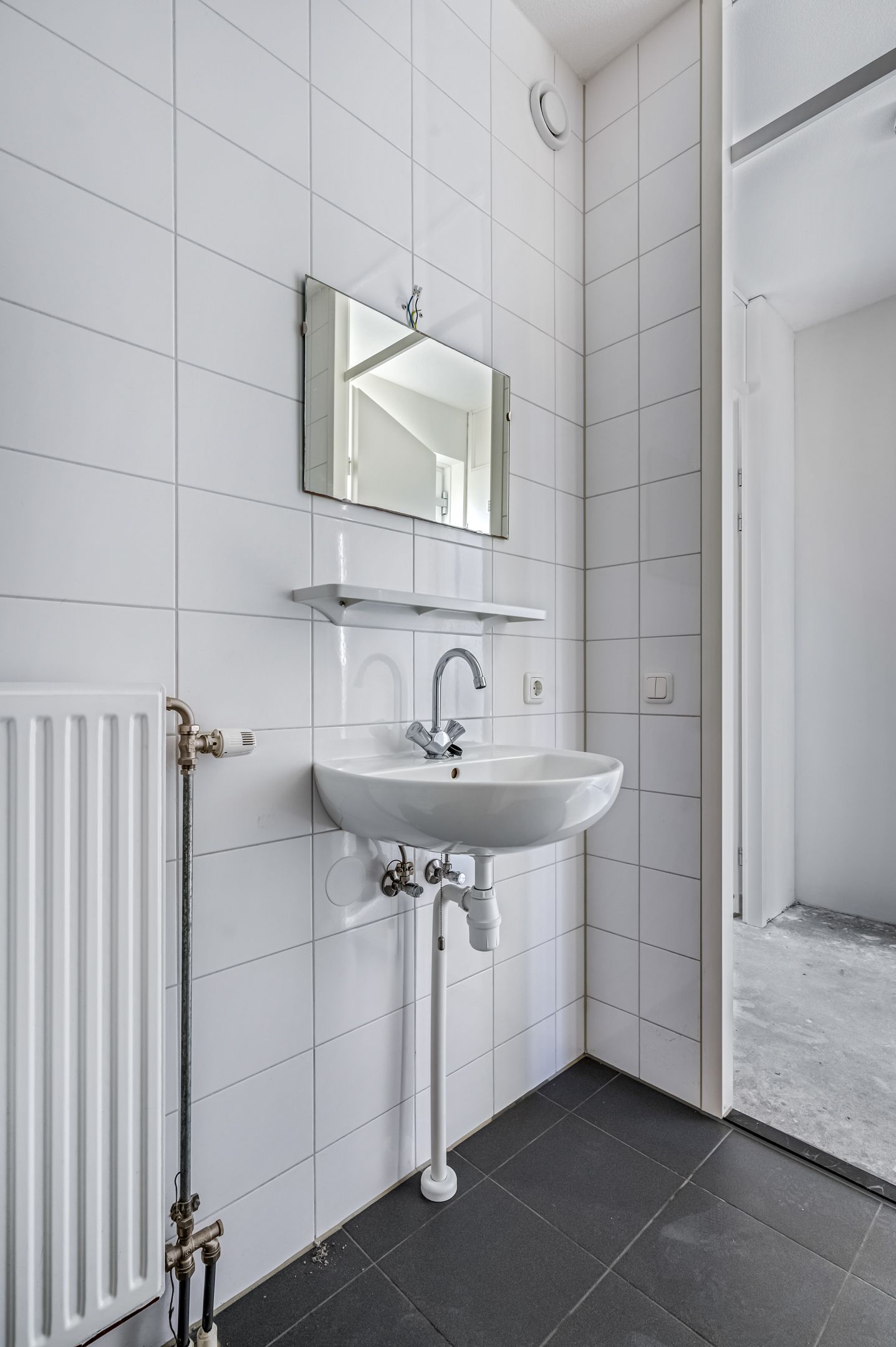 Photo 9 of Grotestraat 82-C