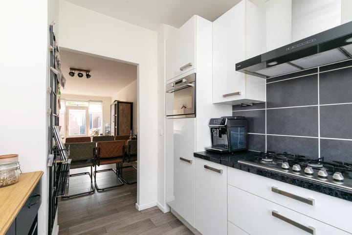 Foto 13 van Abraham Kuijperstraat 60