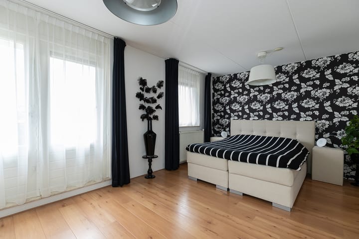 Foto 15 van Margriethof 16